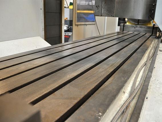 Kiheung U1000 X: 4500 - Y: 1250 - Z: 1600mm CNC