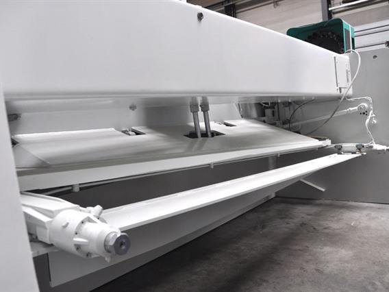 Colly 4250 x 16 mm