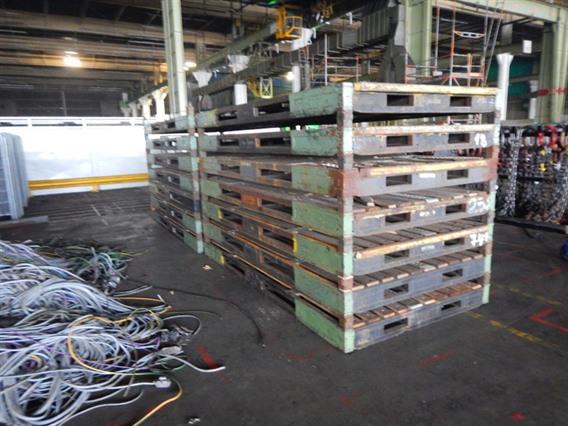 Steel pallets 3200 x 1600 x 200 mm