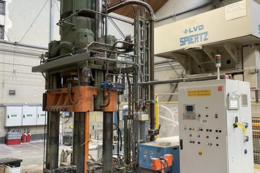 3 x 1000 ton presses to Romania