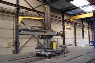 Esab CNC welding crane.