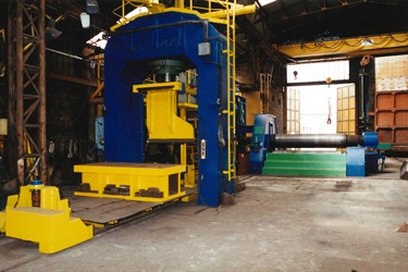 Quiry 1000 ton double column press.